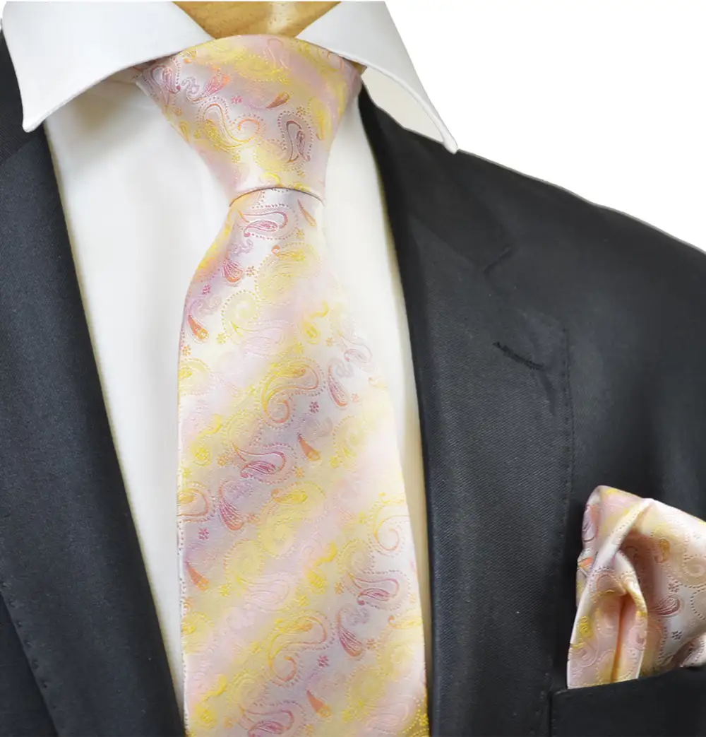 Distinctive Silk Paisley Men's Necktie With Pocket Square