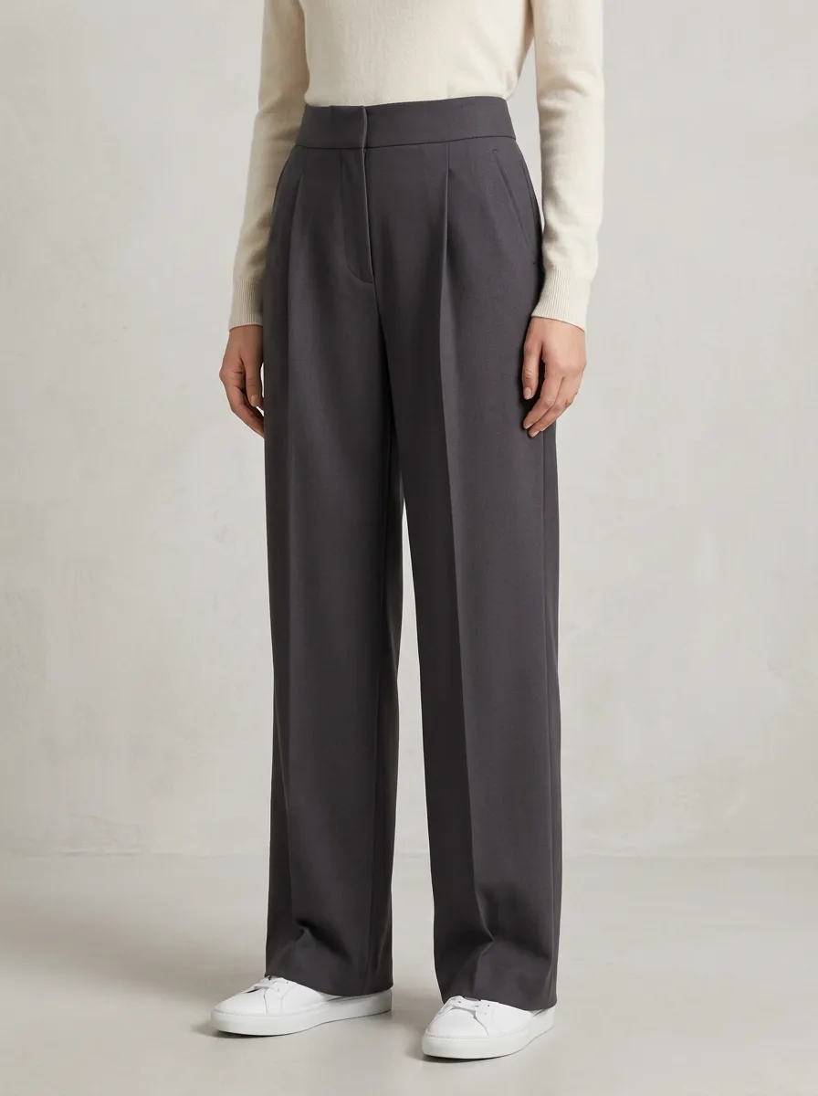 Modern Look Pleated Wide-Leg Trousers