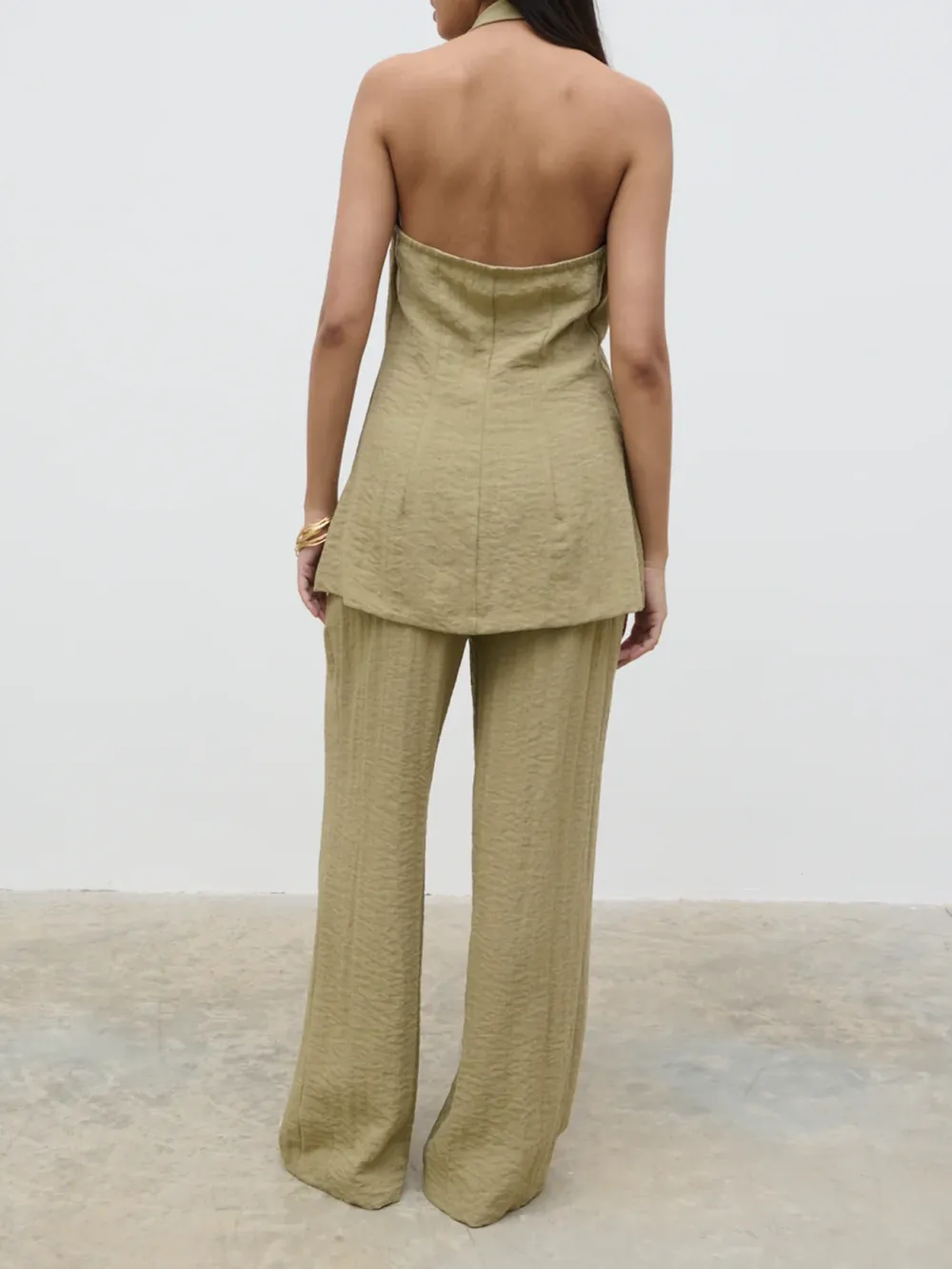 Sleeveless Halterneck Waistcoat