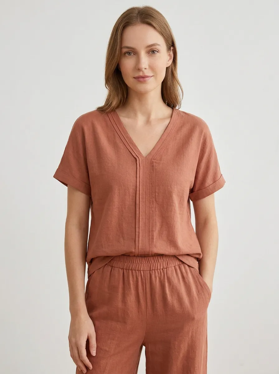 Short-Sleeve Pleated Women's V-Neck Shirt