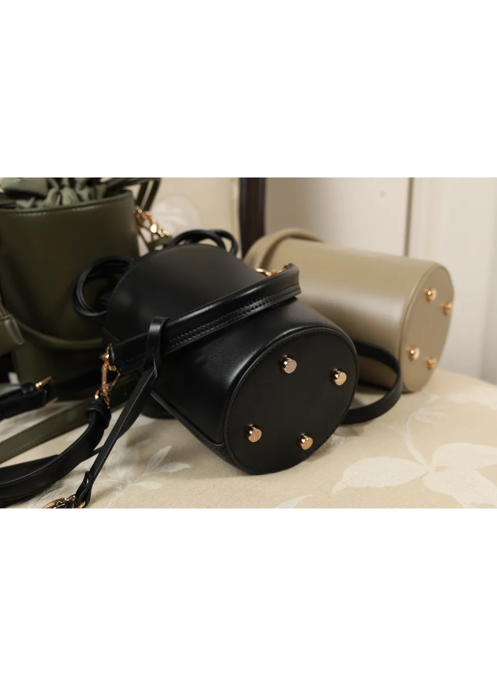 Blake 2-Way Sling Bag