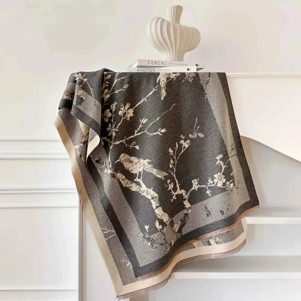 Lightweight Relaxed Scarf