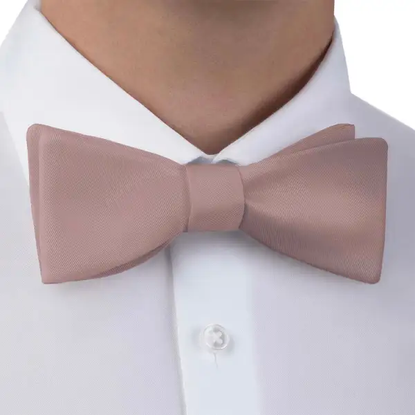 Tailored Solid Motif Bow Tie