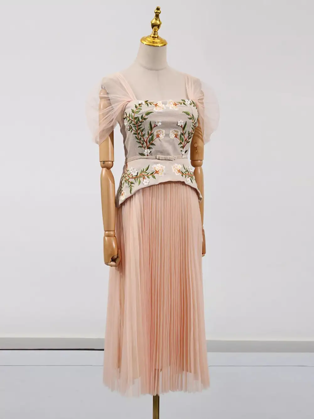 Embroidered Tulle Pleated Midi Dress