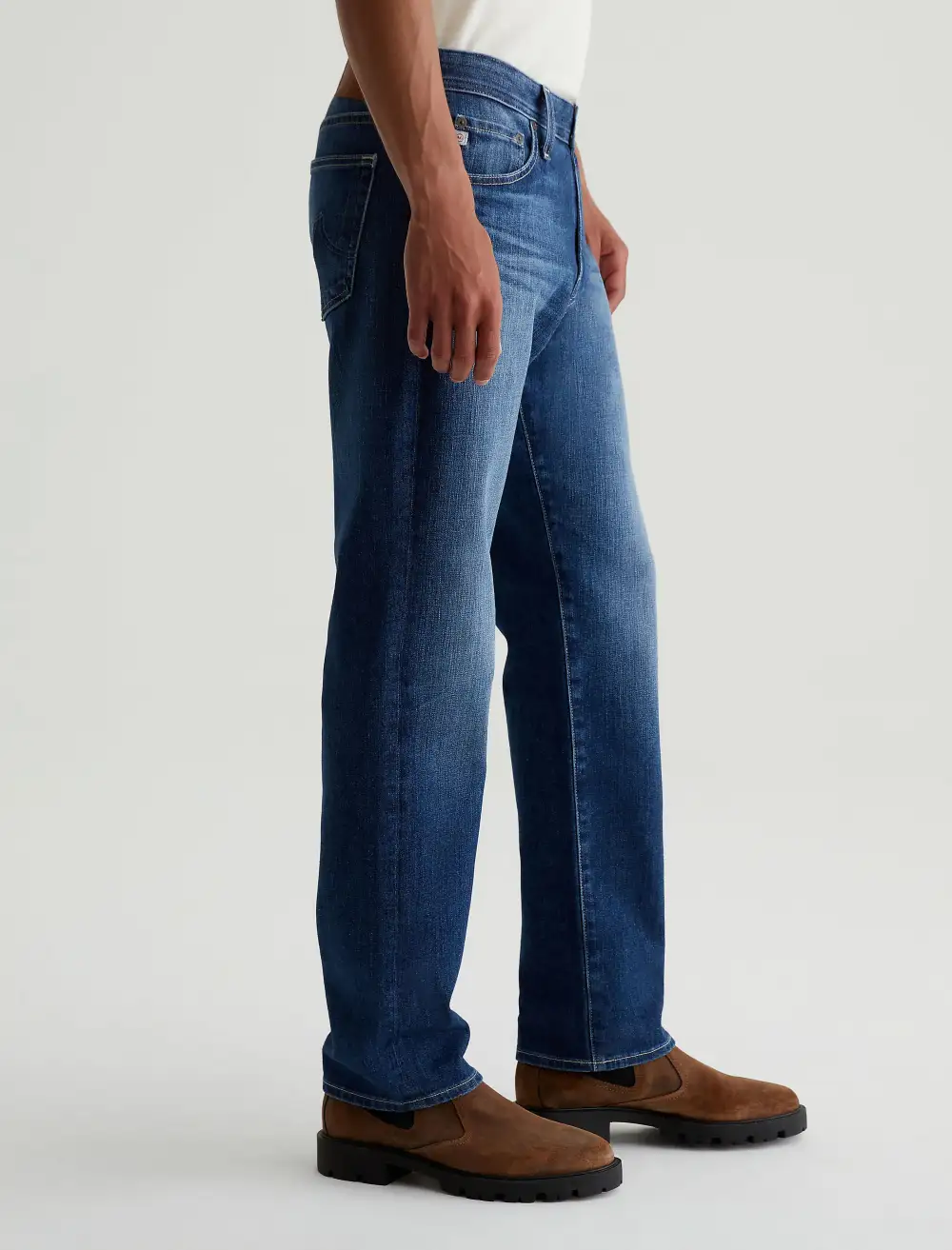 Men's Relaxed Tapered Mid Rise Zip Fly Jeans