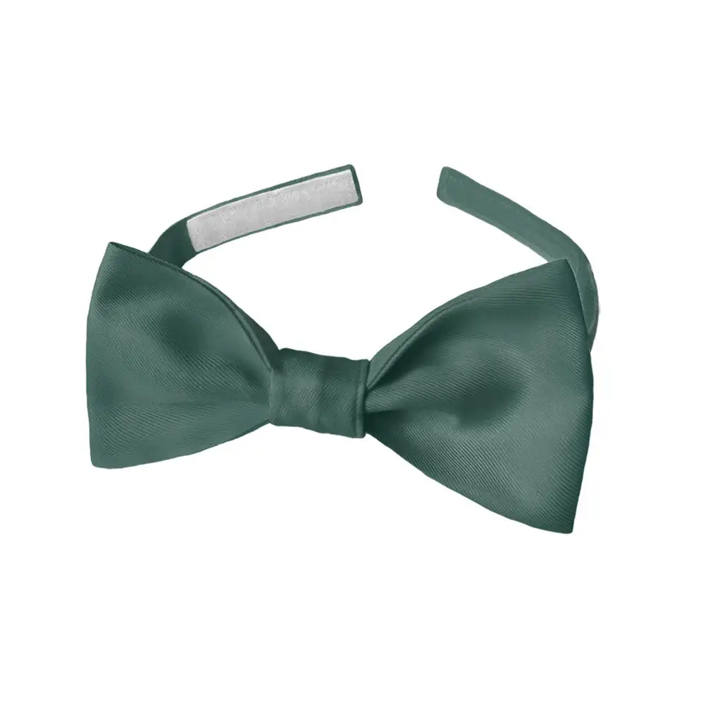 Distinctive Solid Pattern Bow Tie