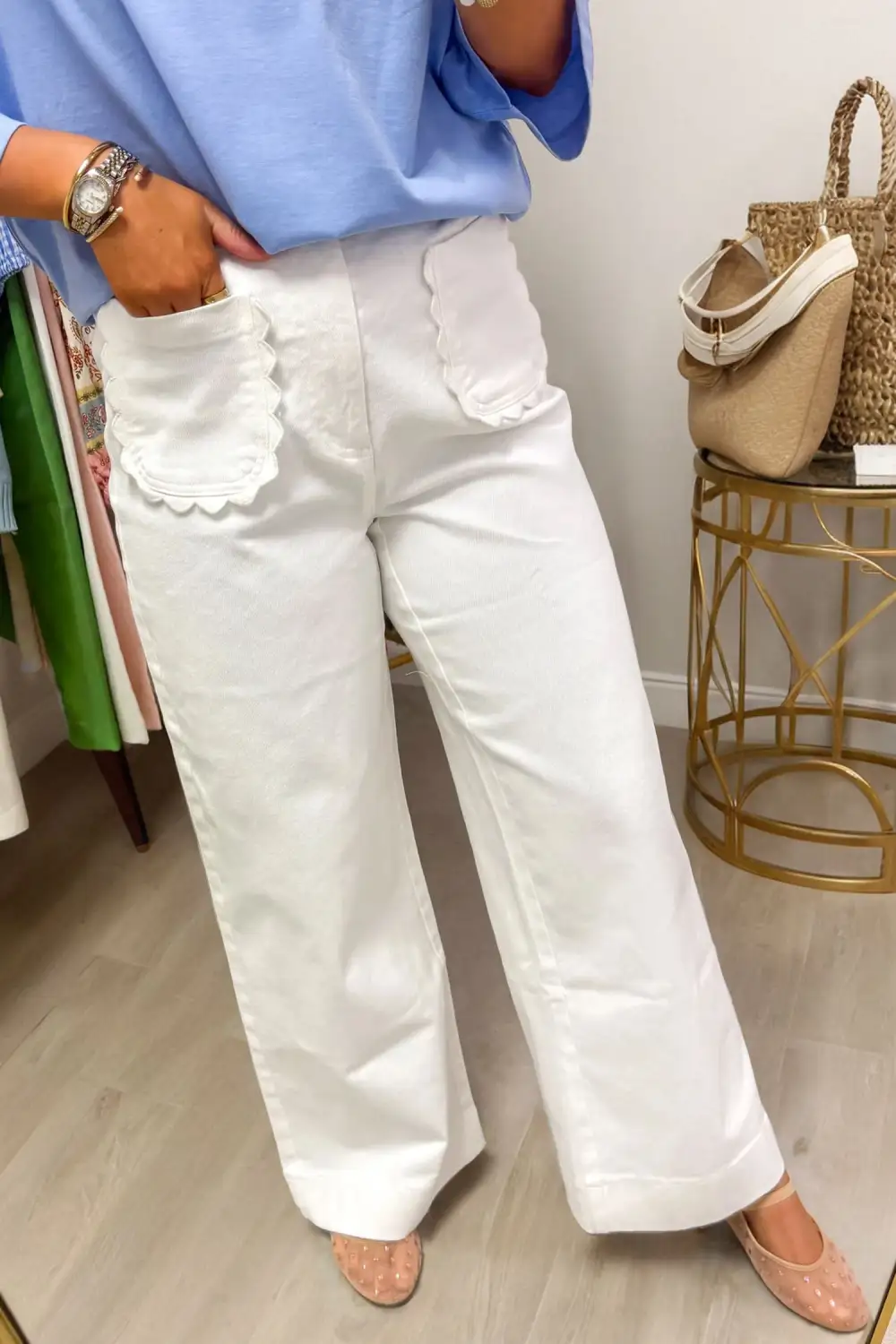 Relaxed Fit Straight Leg Patch Pocket Scalloped Casual Jeans