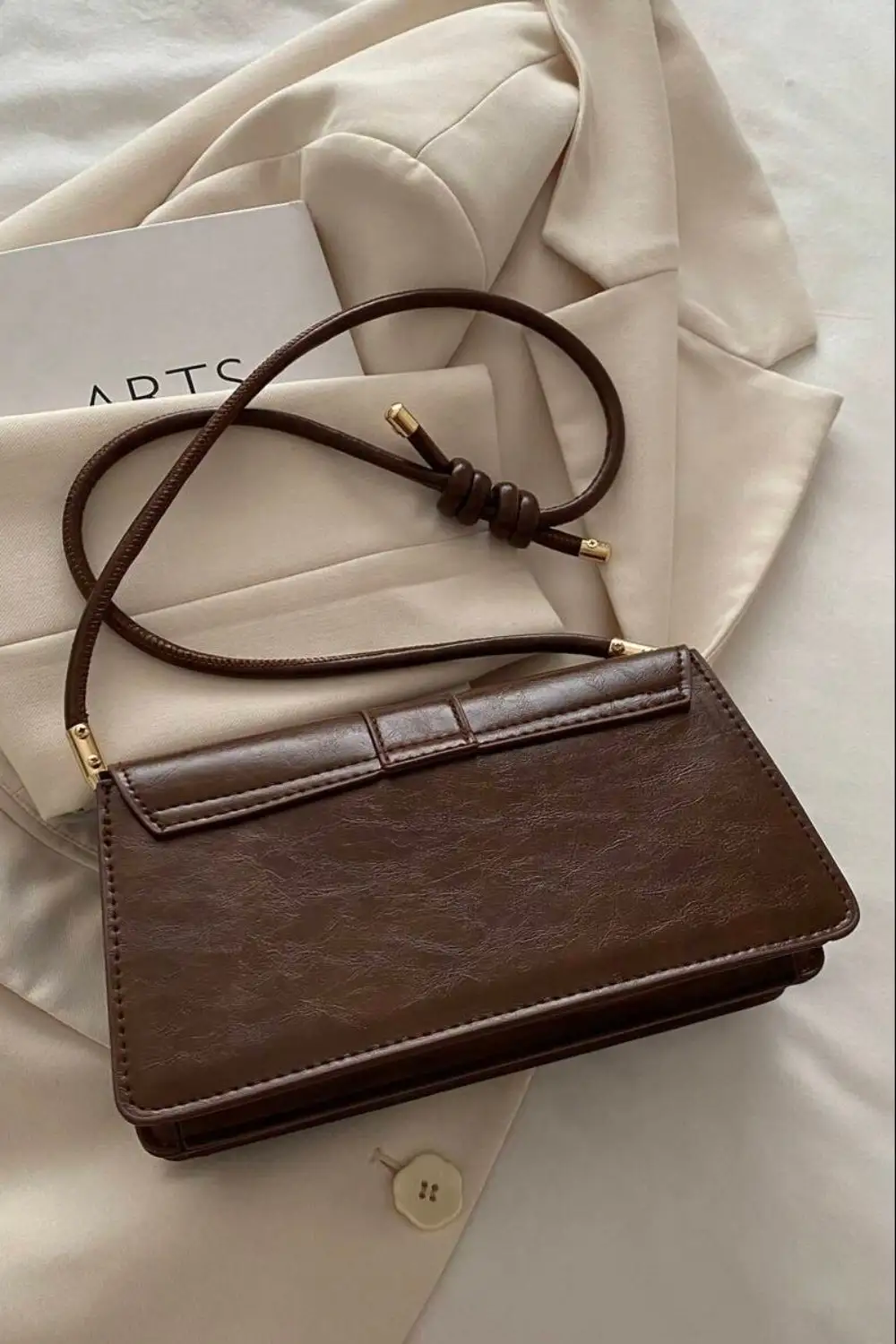 Small Square PU Leather Crossbody Bag – Colorful Detail & Anti-Theft Flap Closure