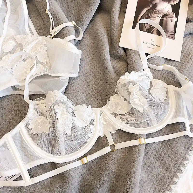 Adjustable Ribbon Lace Lingerie Set