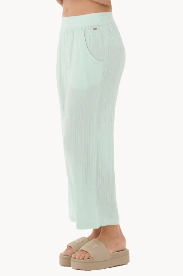 Flowing Cotton Cropped Pants
