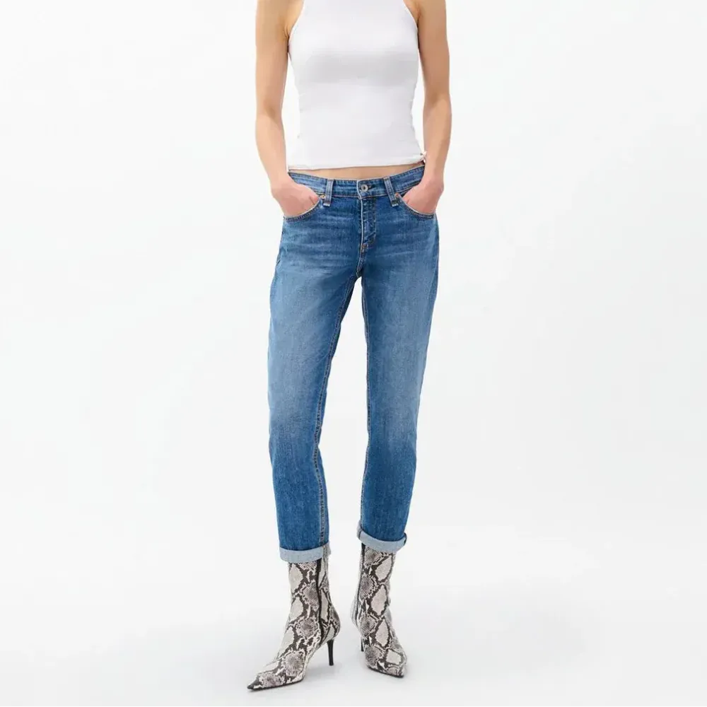 Straight-Leg Skinny Slim-Boyfriend Women's Jeans