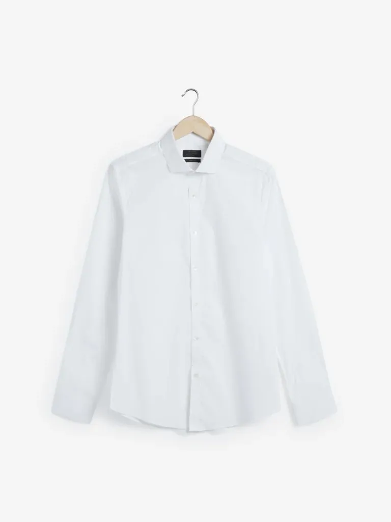 Man's Formals Black Cotton-Blend Ultra Loose Shirt