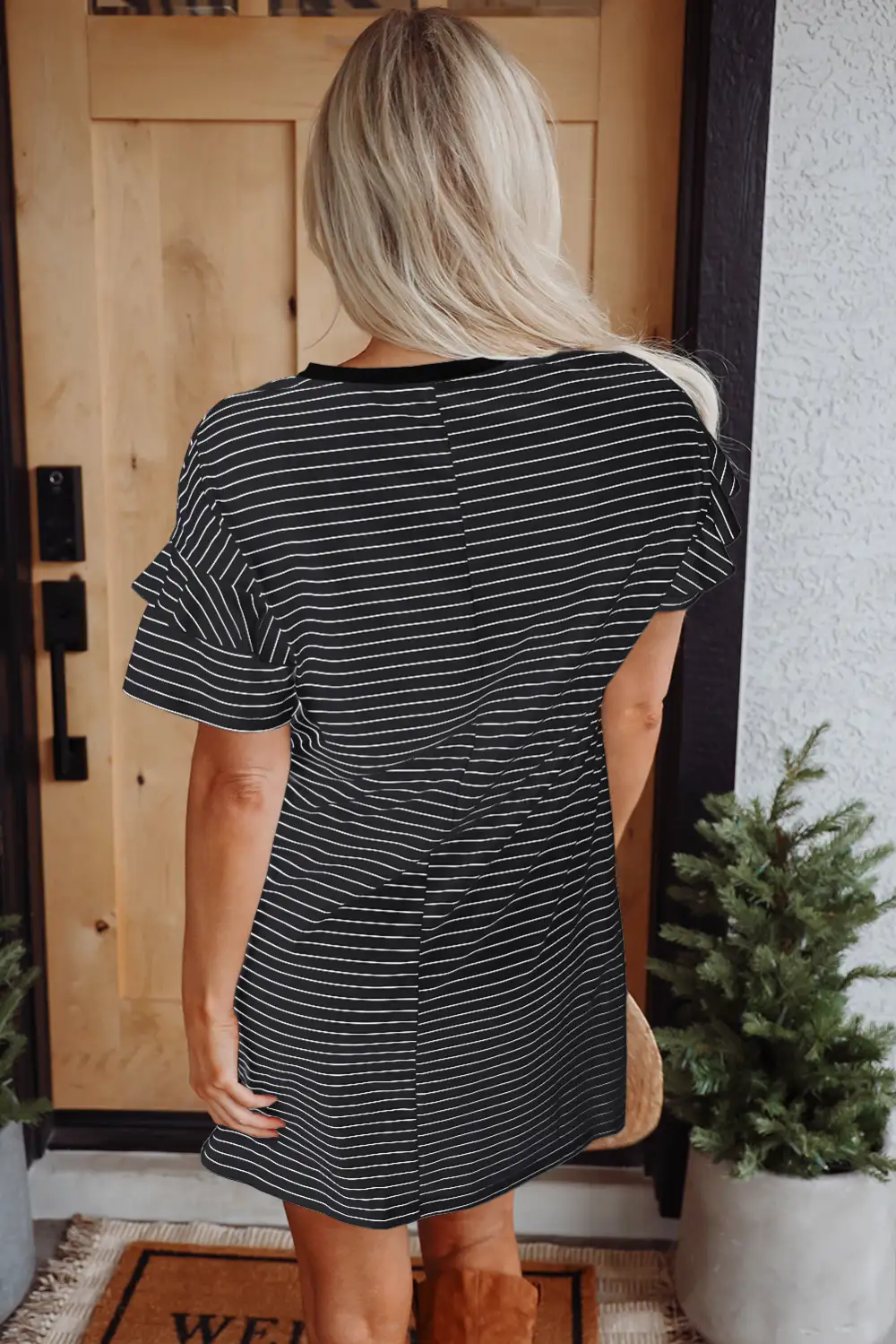 Ruffled Short Sleeve Crew Neck T Shirt Shift Mini Dress