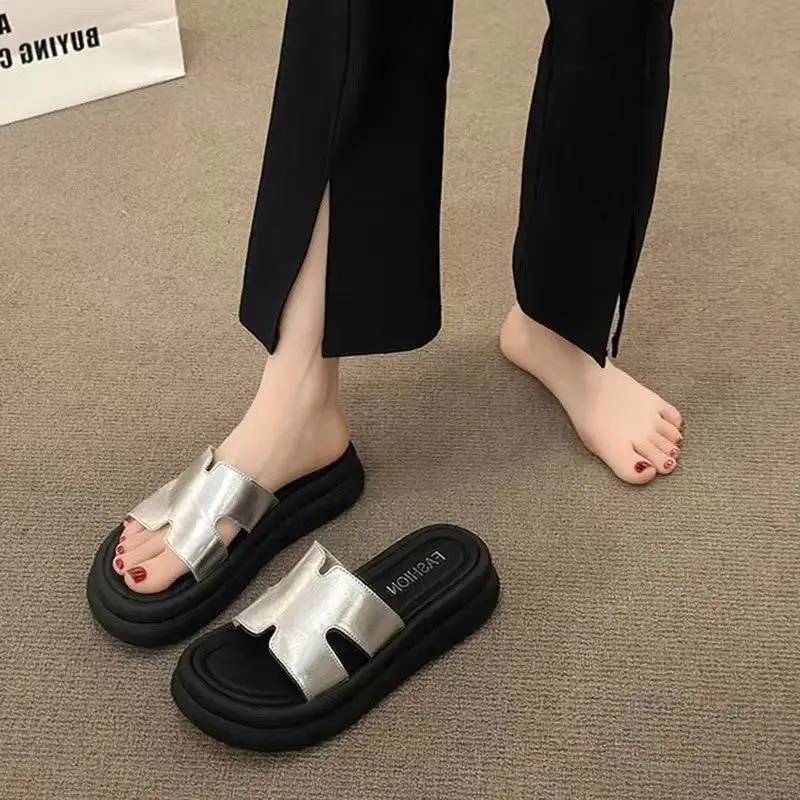 Neat Slide Sandals