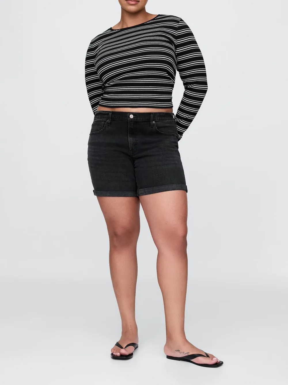 Curled Retro Shorts