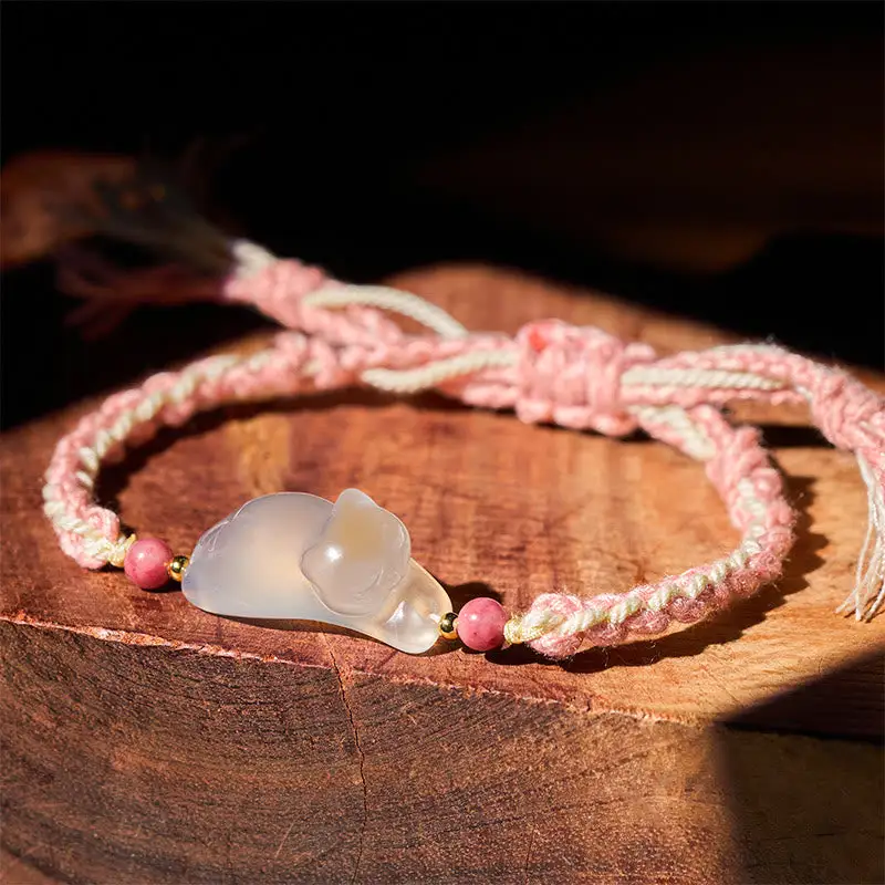 Chalcedony Cat Bracelet