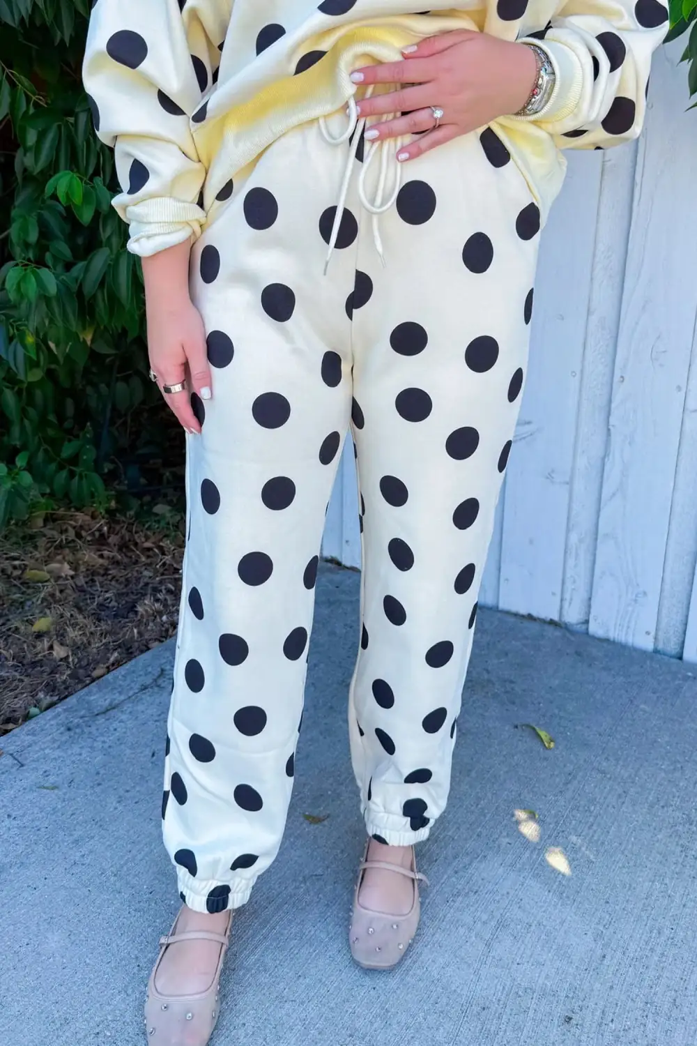 Women's Polka Dot Print Drop Shoulder Pullover Drawstring Jogger Pant Set