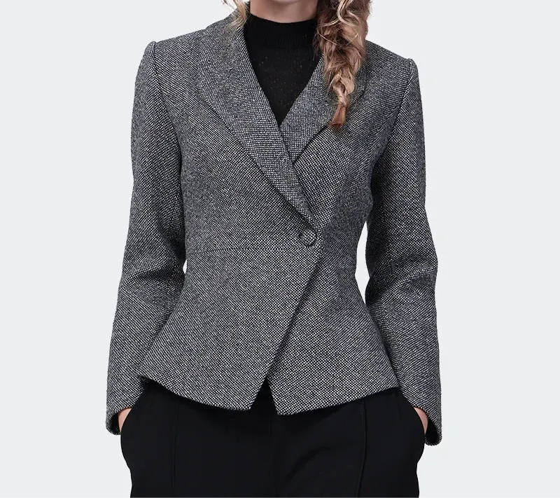 Notched Collar Woolen Blazer