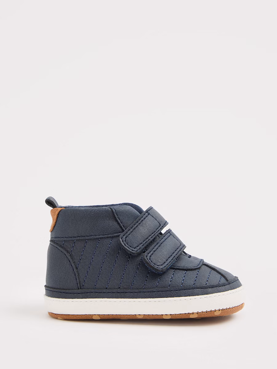 Navy High Top Shoes detail 2