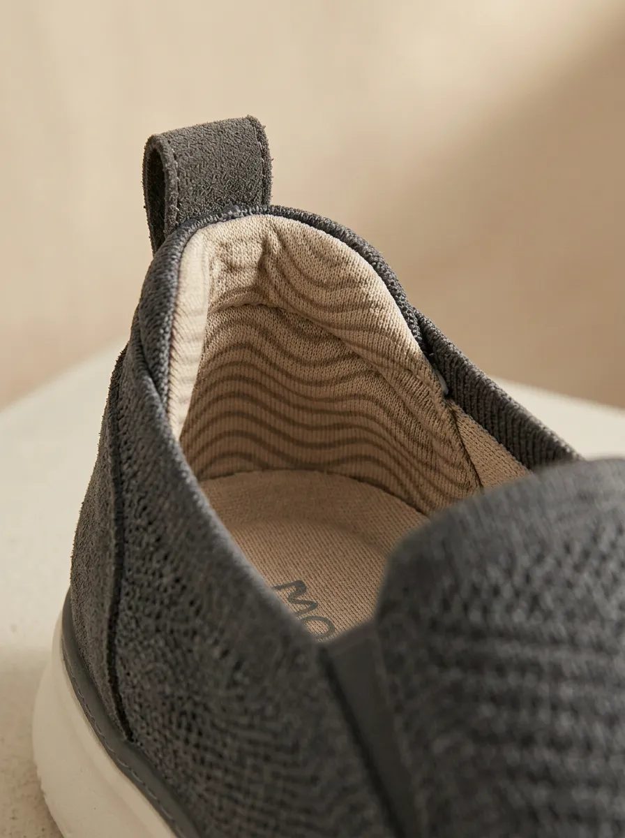 Outdoor-Inspired Knit Graphic Essential Men's Stretch Canvas Shoes
