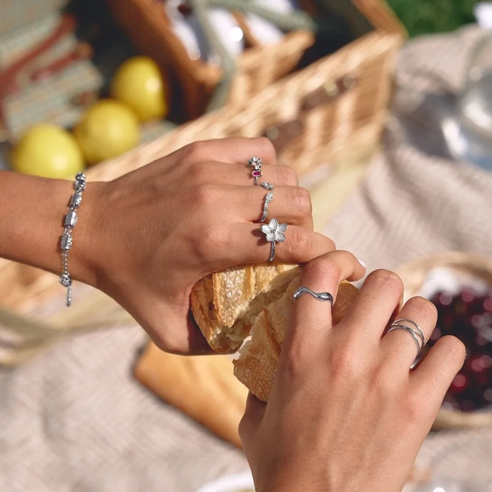 Classic Floral Ring