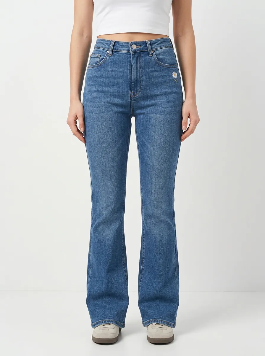 Women's Daisy Front-Hip Embroidered Clean-Hem High-Rise Flare Jeans