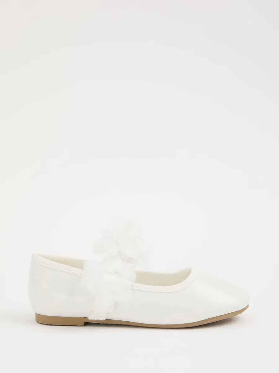 White Shimmer Corsage Ballet Shoes