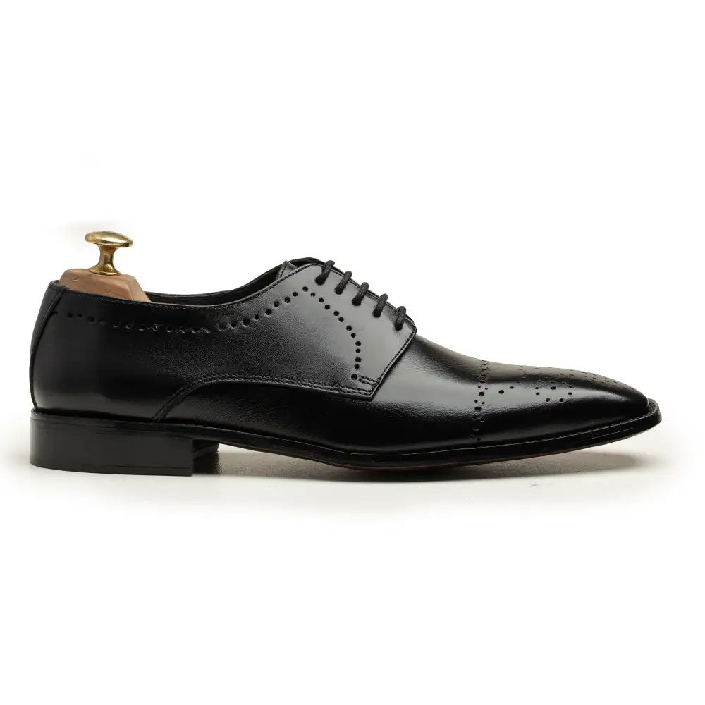 Sharp Oxford Shoes