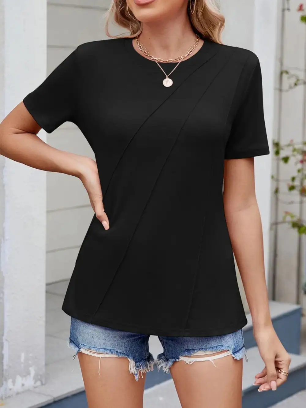 Relaxed Round Neck Short Sleeve T-Shirt