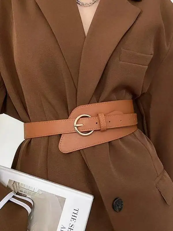 Asymmetric Statement Waist Belt