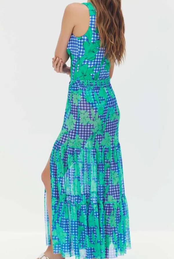 Clean Relaxed Beach Cover Up