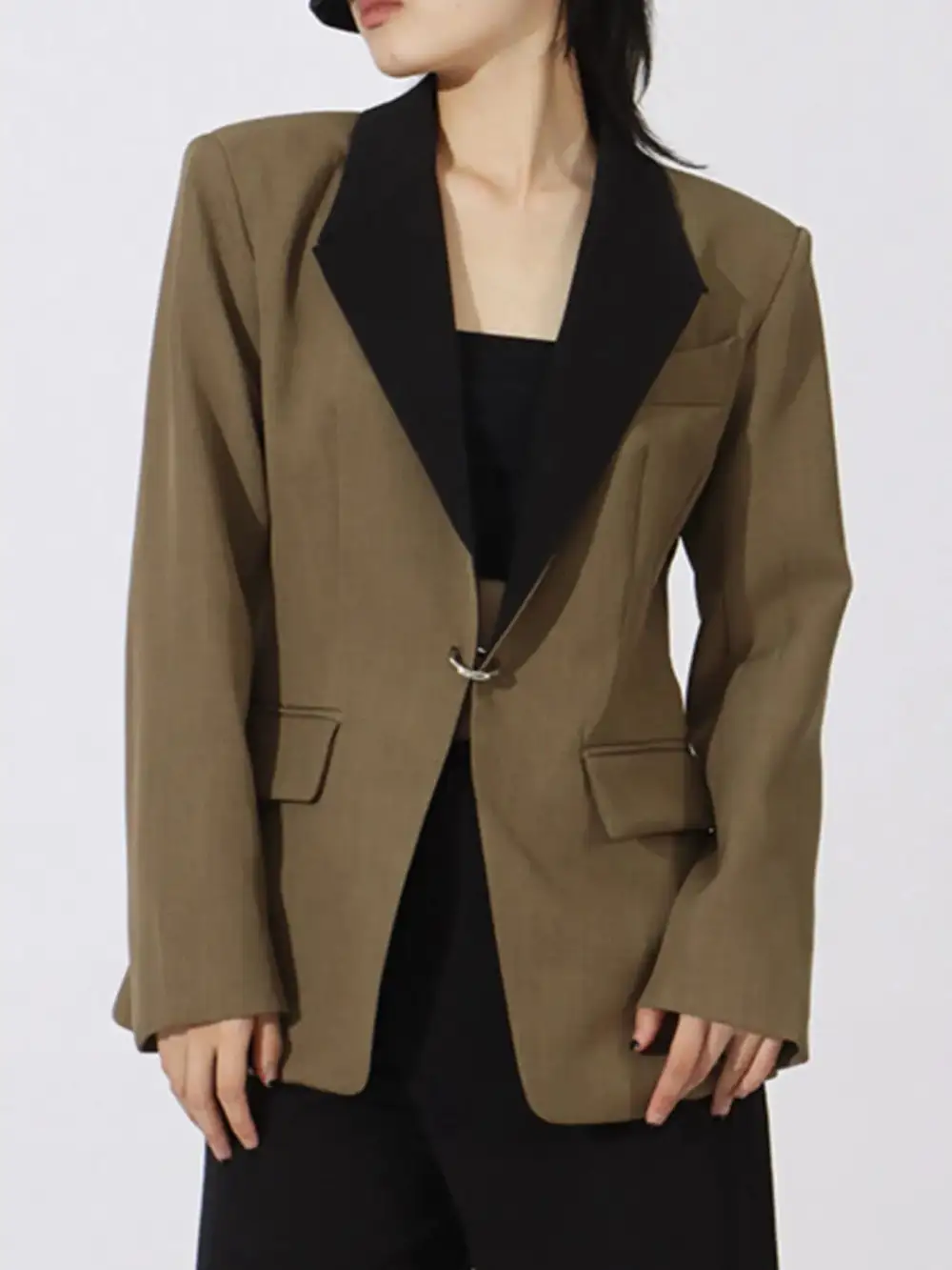 Lapel-Collar Long-Sleeve Contrast Blazer