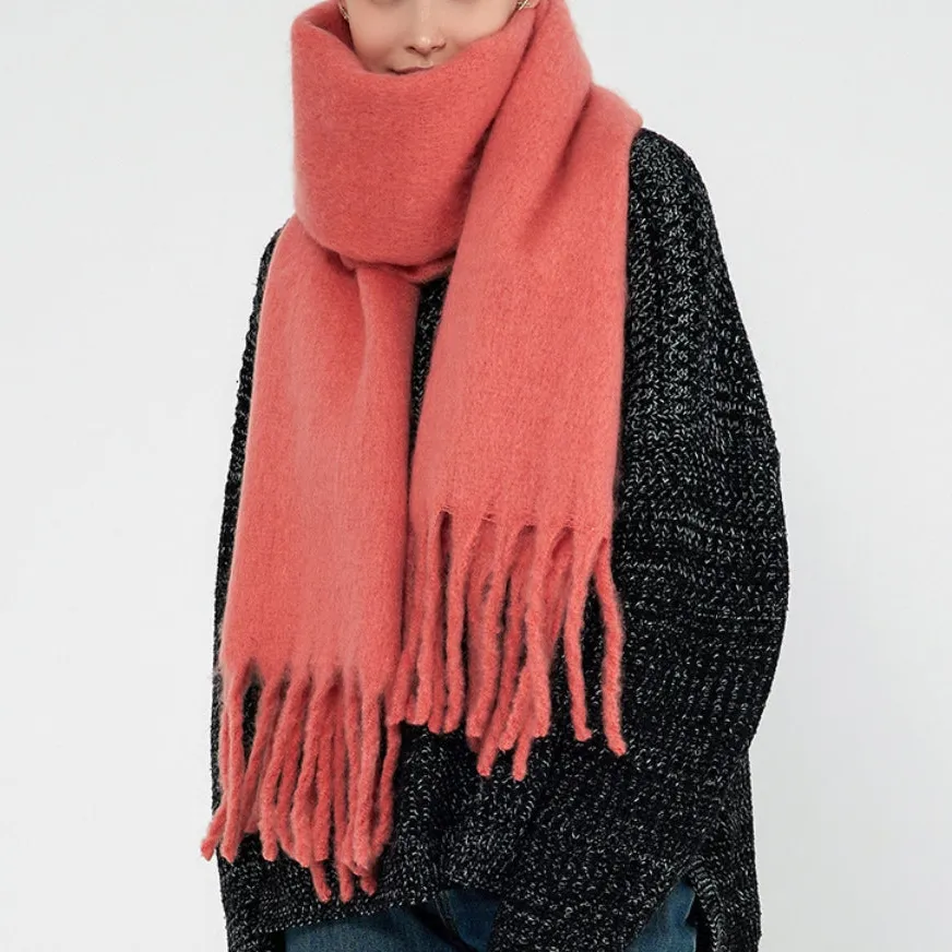 Graceful Tassel Blanket Wrap
