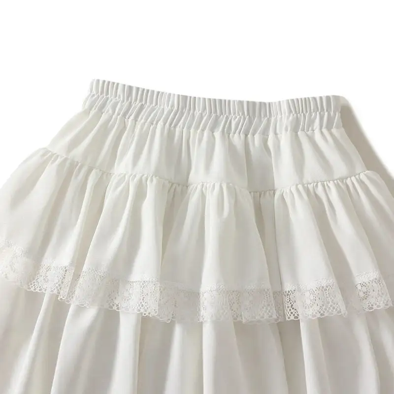 Streamlined Lace Trim High Waist Short Skirt