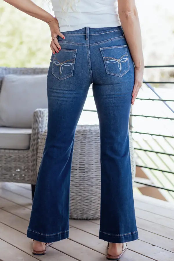 Women's Western Stitch Patched Pocket Bootcut Jeans