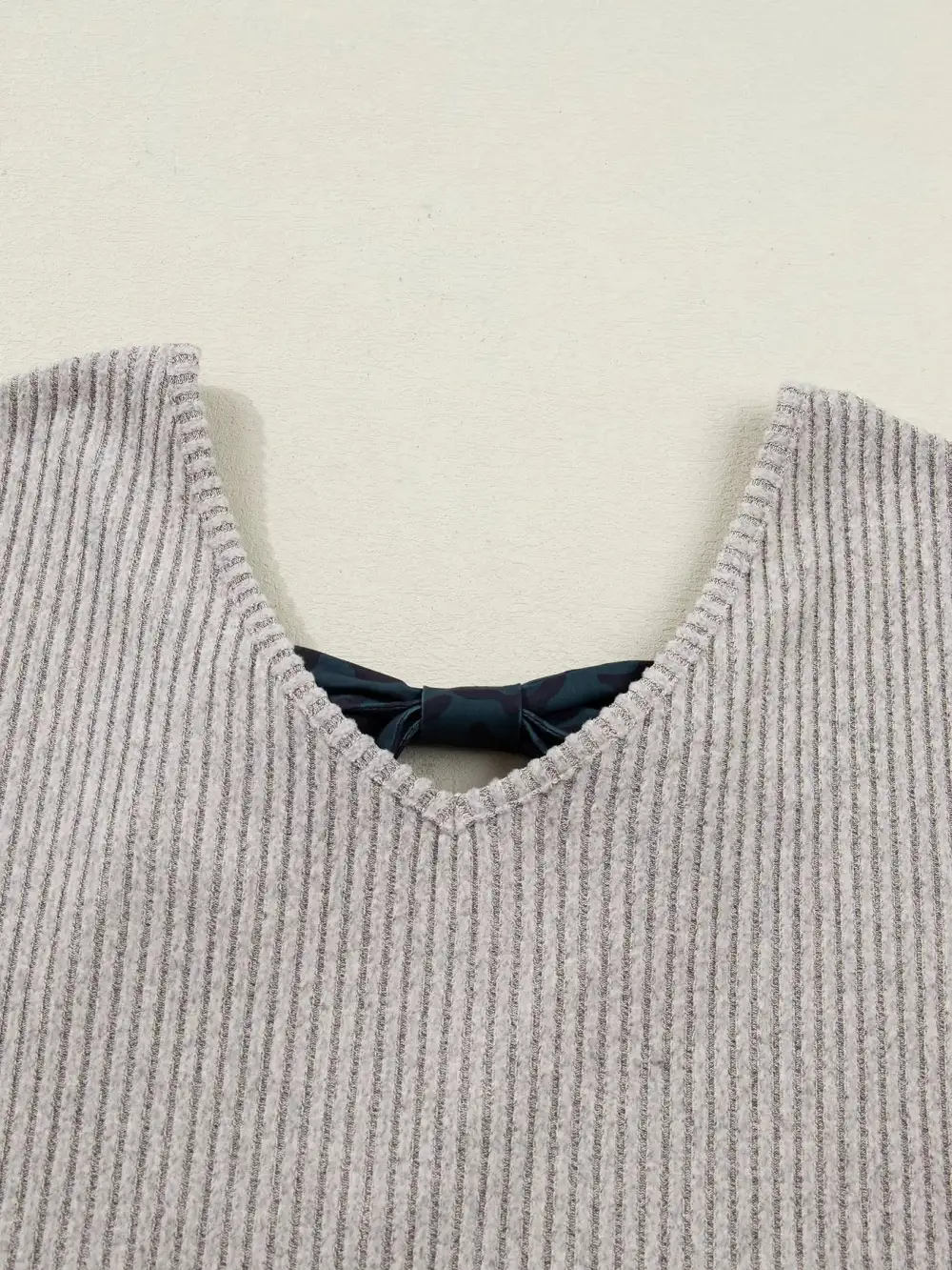 Ribbed V Neck Contrast Ribbon Bow Back Drop Shoulder Long Sleeve Top