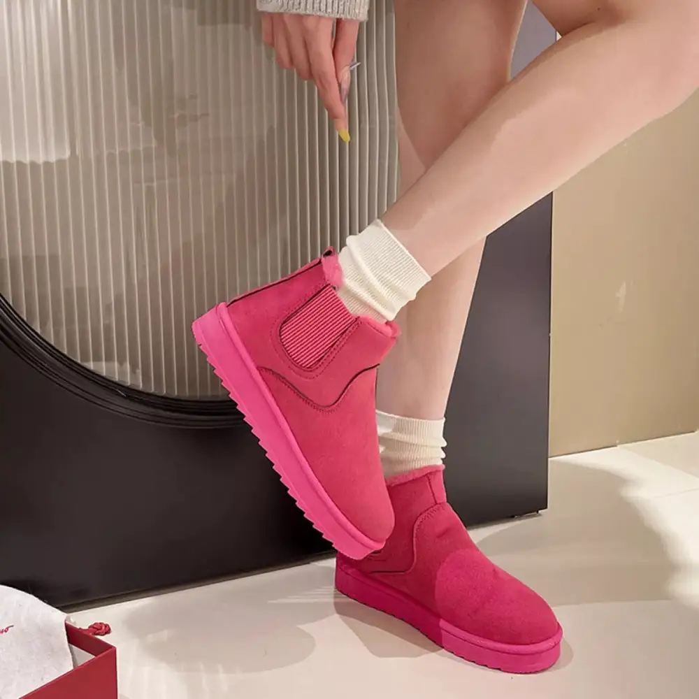 Textured Round Toe Platform Boots