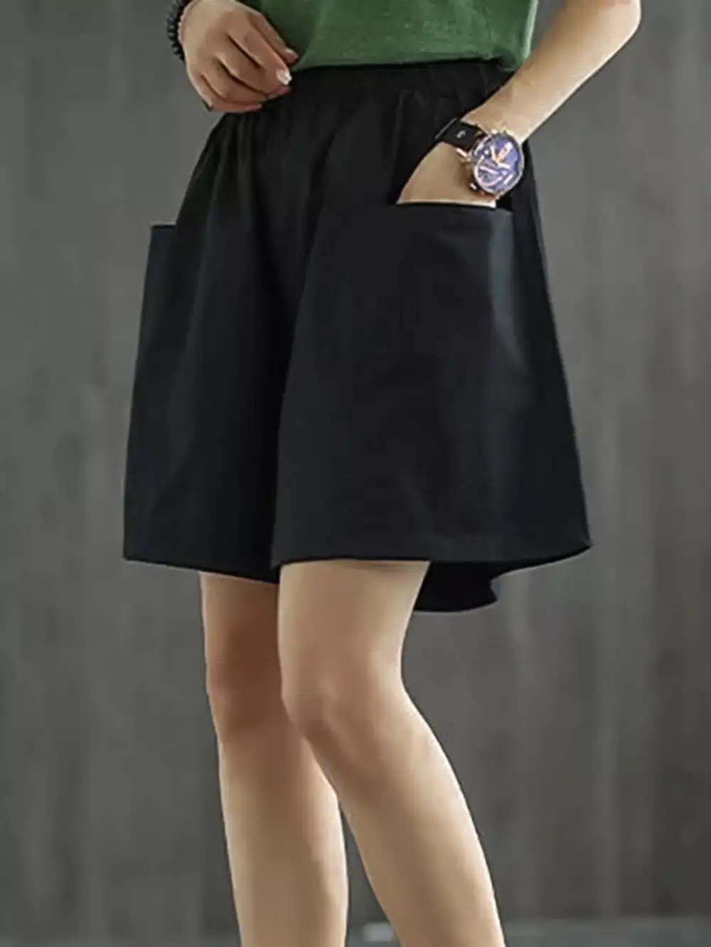 Elastic-Waist Pocketed Casual Shorts