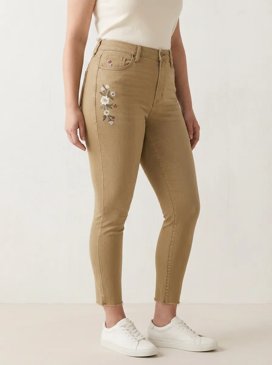 Women's Ridge Floral White Flower Embroidered Printed Slim Jeans