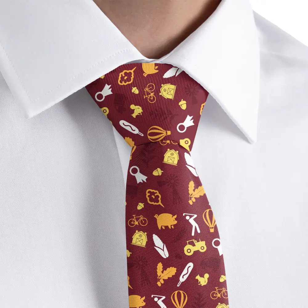 Polished Heritage Emblem Motif Necktie