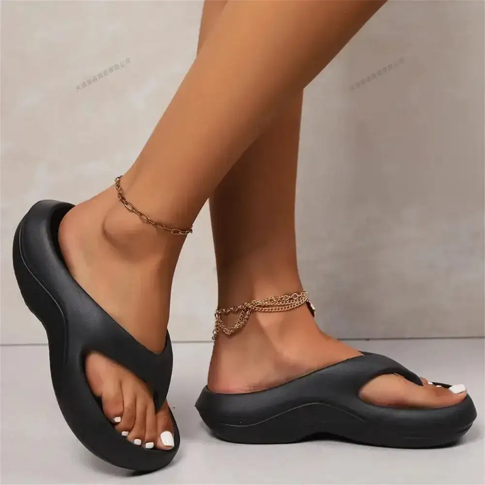 Breezy Indoor Outdoor Comfort Slippers