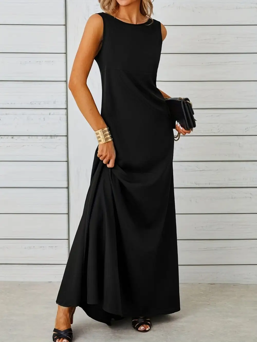 Balanced Detail Sleeveless Maxi Dress