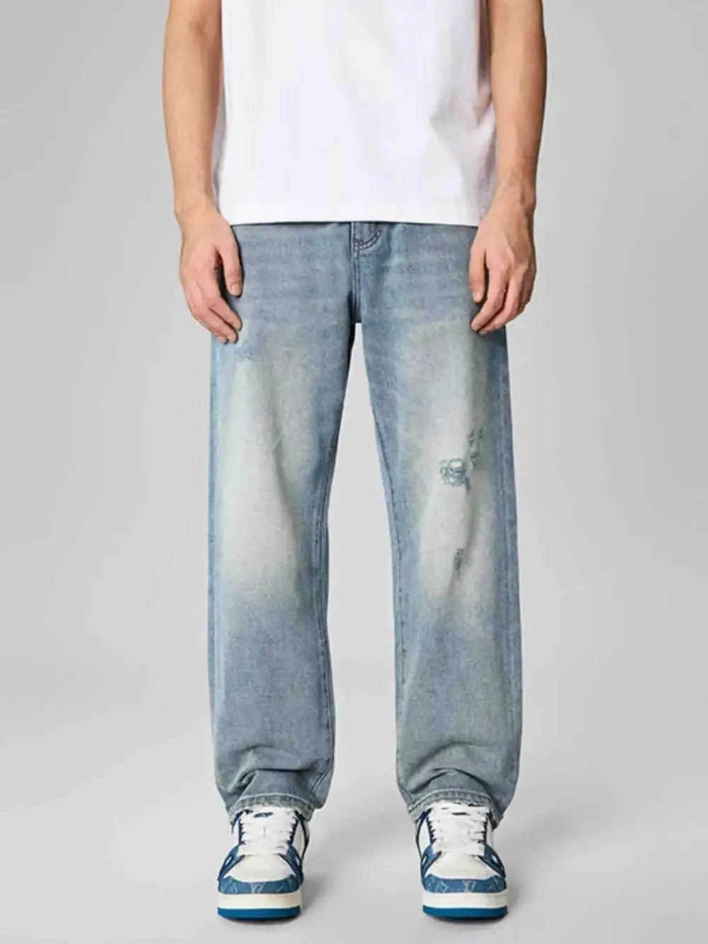 Modern Distressed Relaxed Fit Jeans