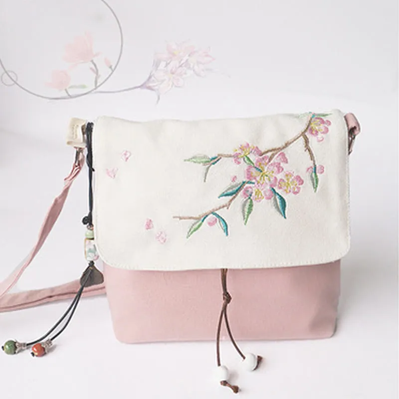 Artisan Detailed Carry Bag