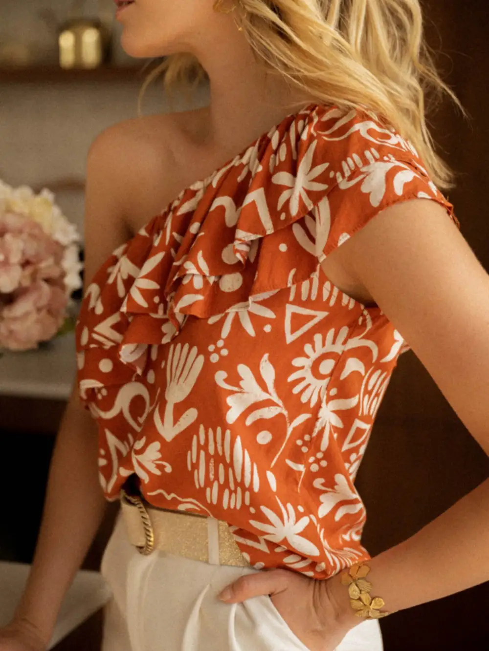 One Shoulder Ruffle Sleeveless Top
