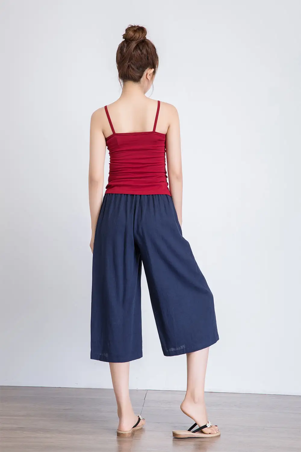Linen Wide Leg Cropped Elastic Waist Pocketed Trousers