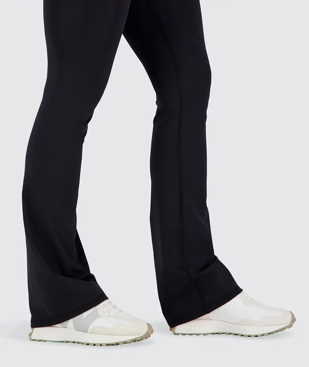 Relaxed Everyday Flare Leggings