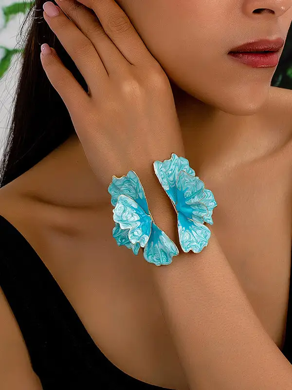 Floral Geometric Alloy Bracelet