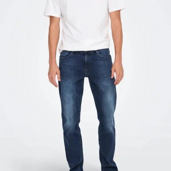 Modern Essential Everyday Classic Jeans
