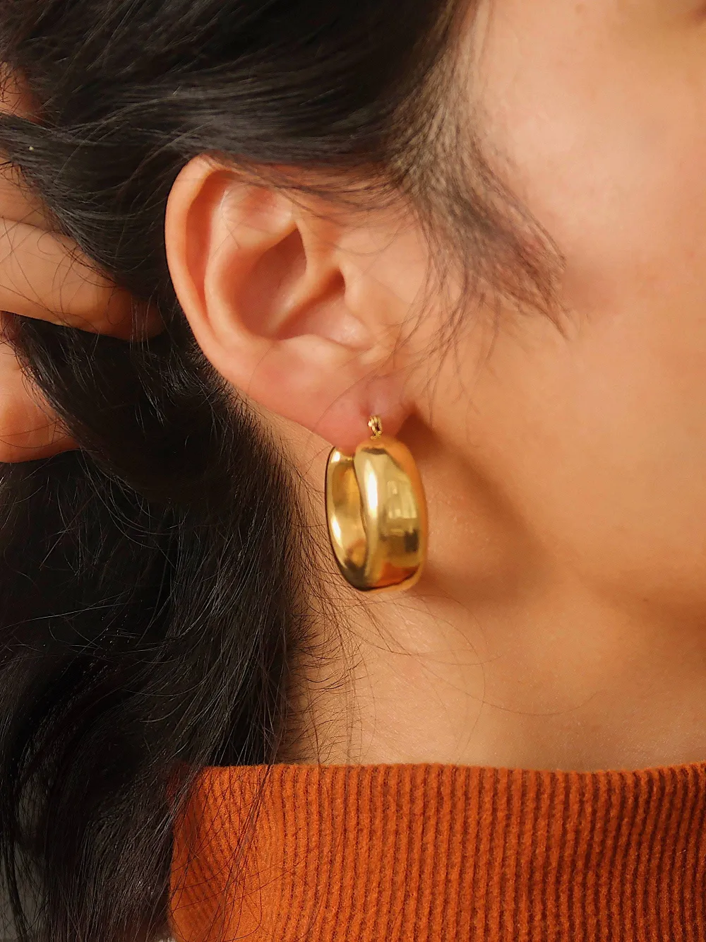 Refined Everyday Accessory 106
